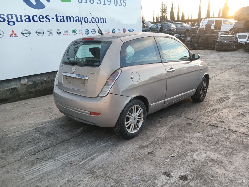 lancia ypsilon (843_) del año 2006