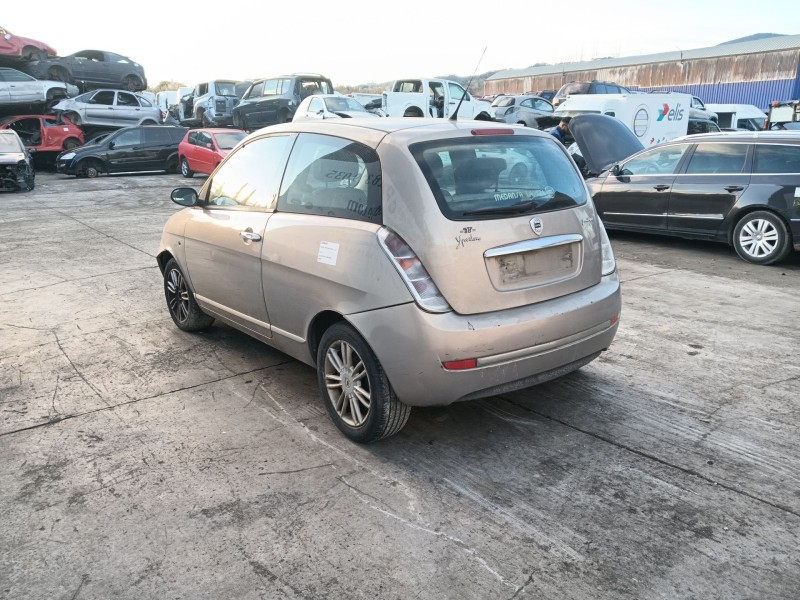 lancia ypsilon (843_) del año 2006