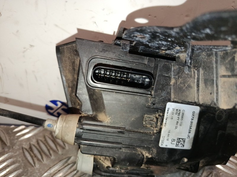 Recambio de cerradura puerta delantera derecha para jaguar xe (x760) 2.0 d referencia OEM IAM GX73203A28JC C36985102 