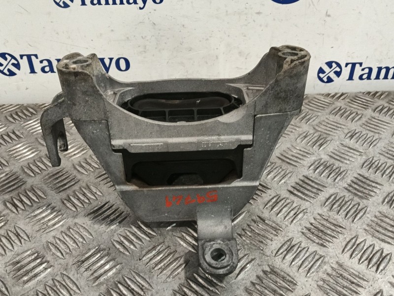 Recambio de soporte motor para chevrolet cruze hatchback (j305) 1.7 d referencia OEM IAM V06180  