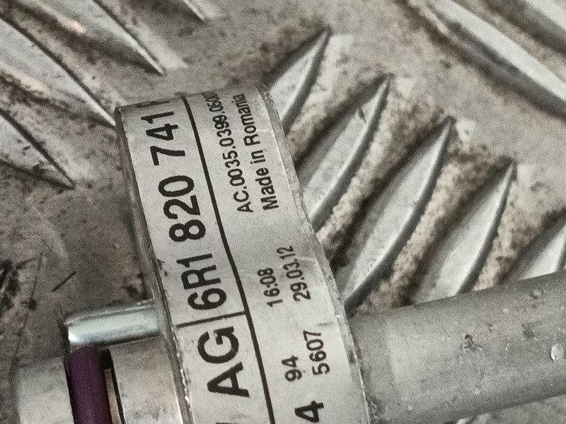 Recambio de tubos aire acondicionado para seat ibiza iv (6j5, 6p1) 1.4 referencia OEM IAM 6R1820741P  