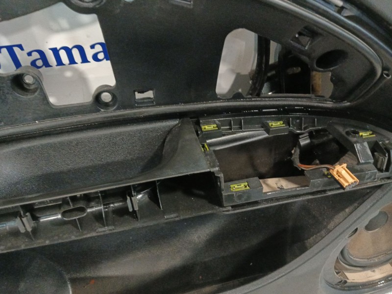 Recambio de guarnecido puerta delantera izquierda para seat leon (1p1) 1.2 tsi referencia OEM IAM 1P0867011  