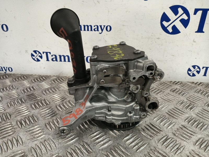 Recambio de bomba aceite para volkswagen touran (5t1) 2.0 tdi referencia OEM IAM 04L145305 04L145208 