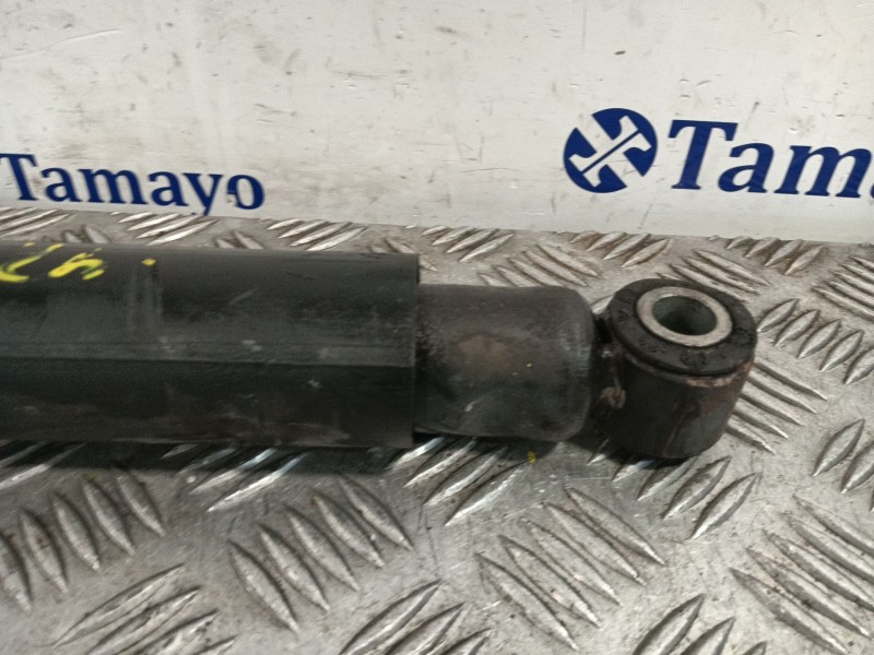 Recambio de amortiguador trasero izquierdo para iveco daily vi furgoneta 33s15, 35s15, 35c15 referencia OEM IAM 5801771630  