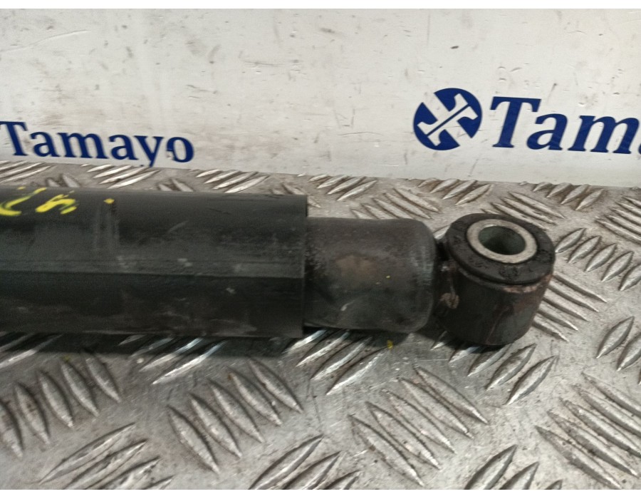 Recambio de amortiguador trasero izquierdo para iveco daily vi furgoneta 33s15, 35s15, 35c15 referencia OEM IAM 5801771630  