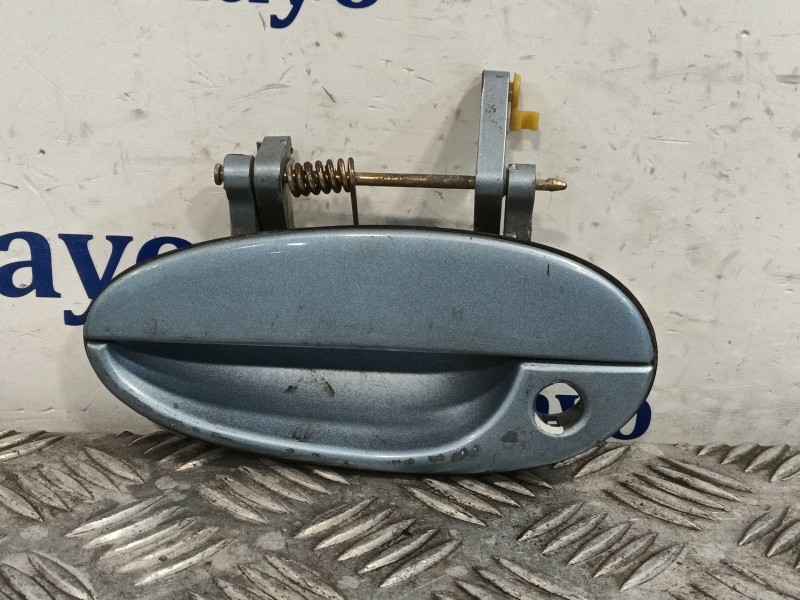 Recambio de maneta exterior delantera izquierda para daewoo tacuma (u100) 1.6 referencia OEM IAM   