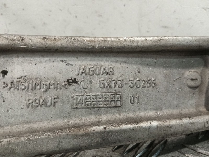 Recambio de brazo suspension inferior delantero izquierdo para jaguar xe (x760) 2.0 d referencia OEM IAM GX733C255  