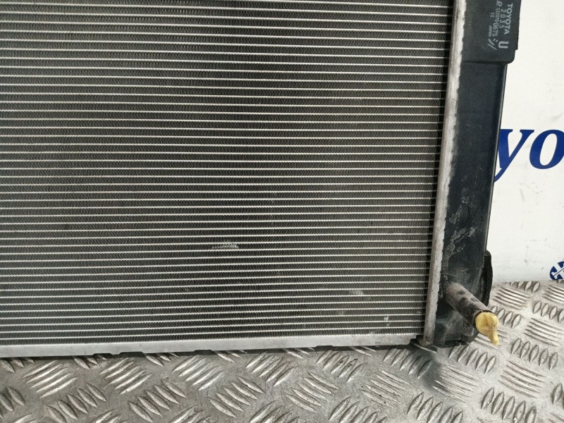 Recambio de radiador agua para lexus rx referencia OEM IAM 1220700675  