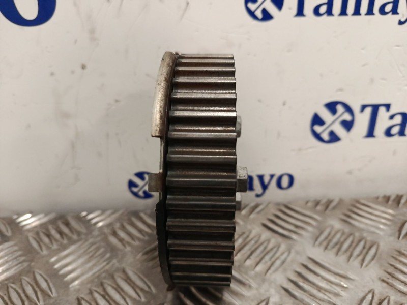 Recambio de polea arbol levas para audi a1 (8x1, 8xk) 1.6 tdi referencia OEM IAM 03L109111 03L103239A 