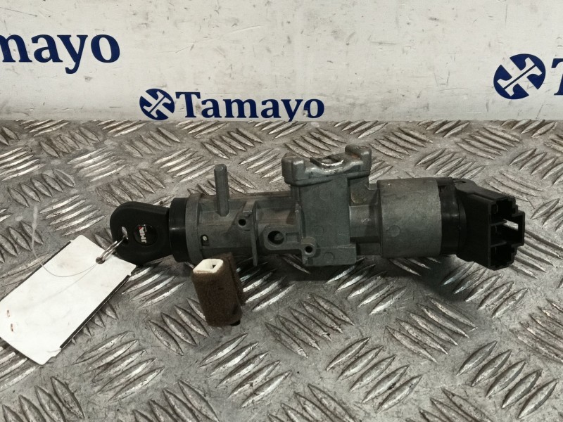 Recambio de conmutador de arranque para daewoo lanos (klat) 1.3 referencia OEM IAM 530825  