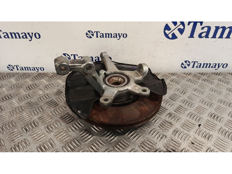 Recambio de mangueta delantera izquierda para mercedes-benz clase a (w169) 2.0 cdi cat referencia OEM IAM 690348  