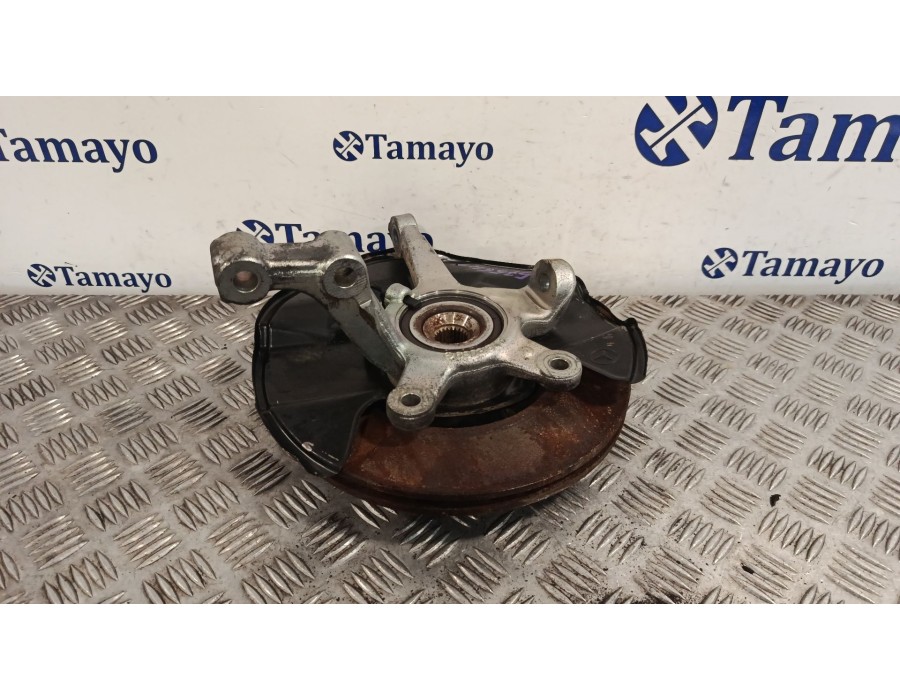 Recambio de mangueta delantera izquierda para mercedes-benz clase a (w169) 2.0 cdi cat referencia OEM IAM 690348  