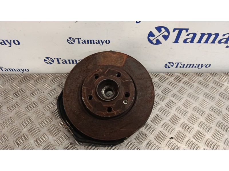 Recambio de mangueta delantera izquierda para mercedes-benz clase a (w169) 2.0 cdi cat referencia OEM IAM 690348  