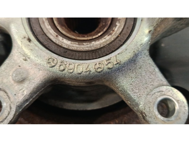 Recambio de mangueta delantera derecha para mercedes-benz clase a (w169) 2.0 cdi cat referencia OEM IAM   