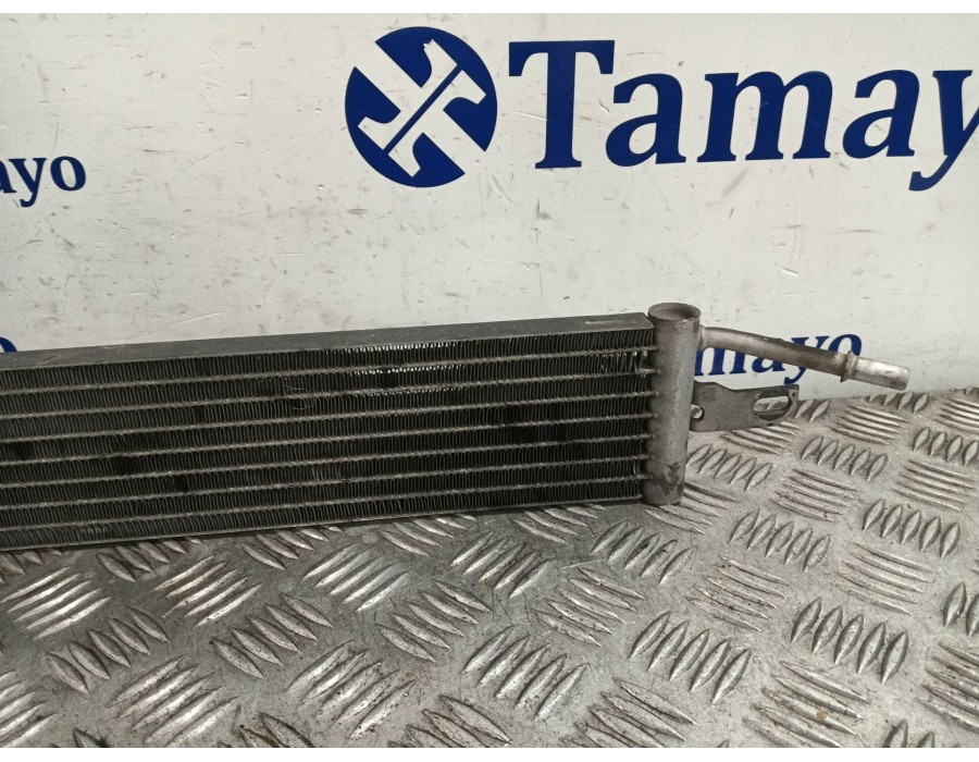 Recambio de radiador aceite para land rover discovery iv (l319) 3.0 sdv6 4x4 referencia OEM IAM 7H329N103AC  