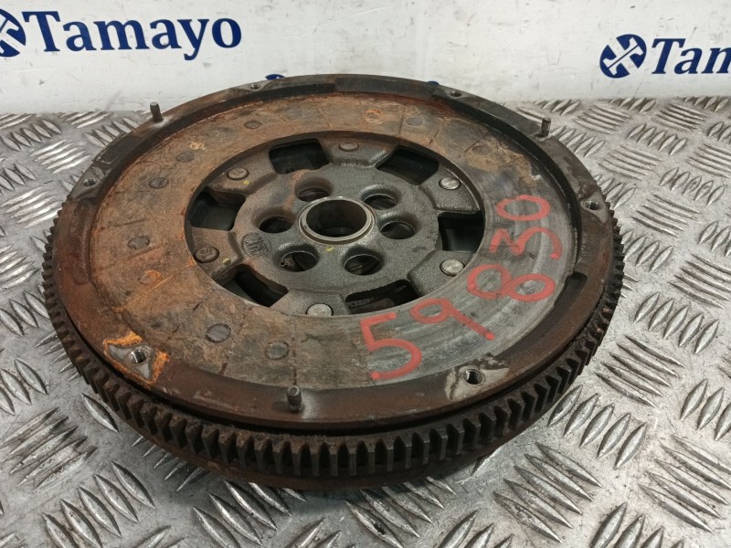 Recambio de volante motor para volkswagen touran (5t1) 2.0 tdi referencia OEM IAM 04L105266AF  