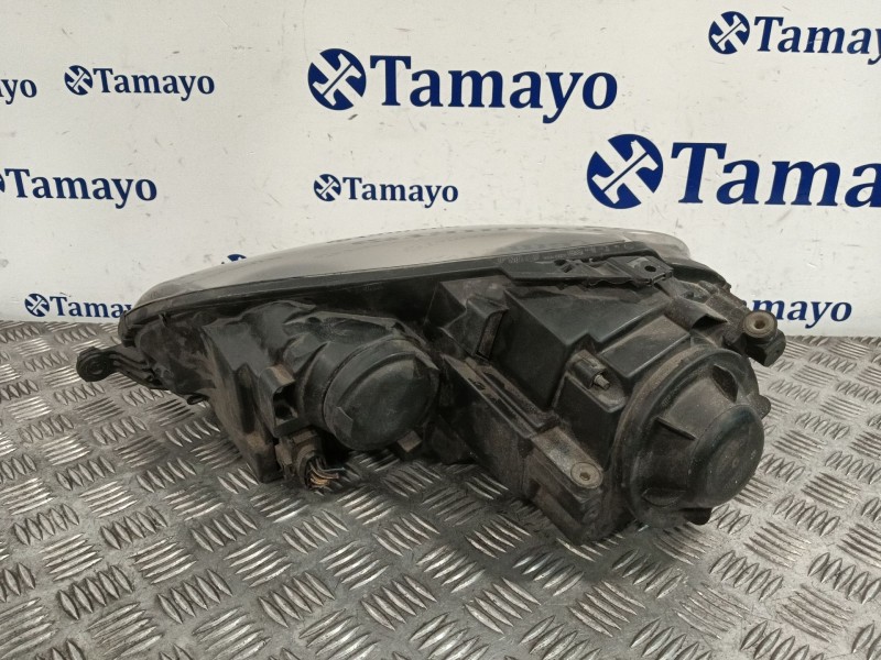 Recambio de faro derecho para volkswagen golf v (1k1) 2.0 tdi 16v referencia OEM IAM 1K6941006A 0301212202 