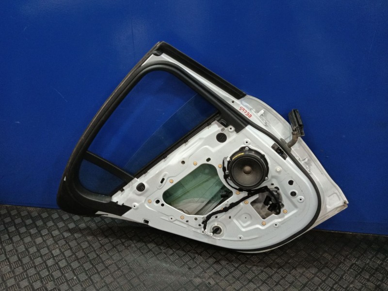 Recambio de puerta trasera izquierda para jaguar xe (x760) 2.0 d referencia OEM IAM T4N2635  
