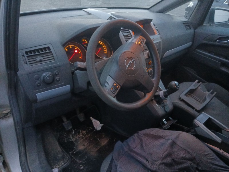 opel zafira / zafira family b (a05) del año 2005