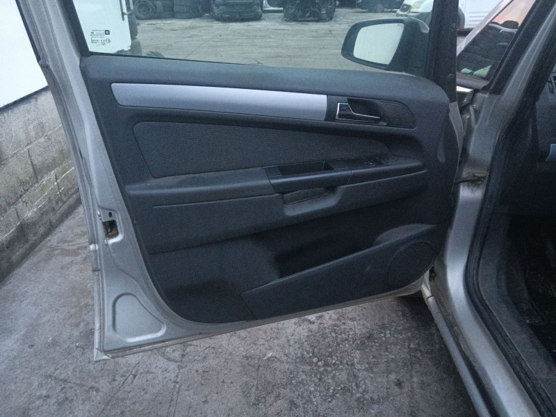 opel zafira / zafira family b (a05) del año 2005