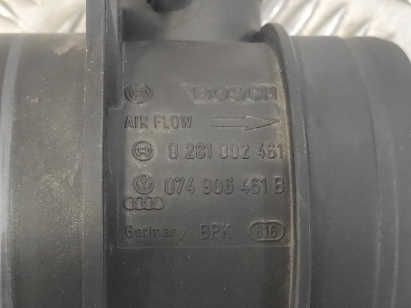 Recambio de caudalimetro para volkswagen passat variant (3c5) 2.0 tdi referencia OEM IAM 0281002461  074906461B