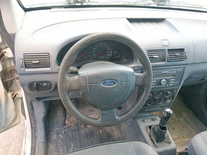 ford transit connect (p65_, p70_, p80_) del año 2009