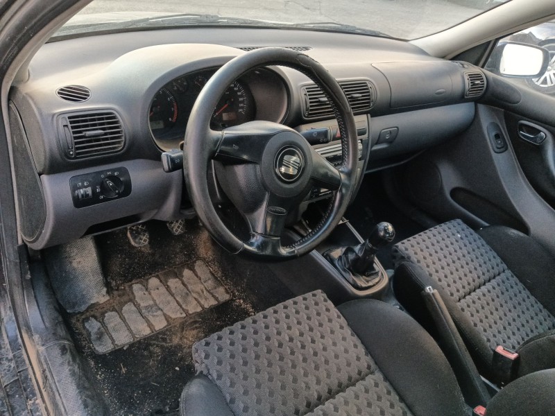 seat leon (1m1) del año 2002