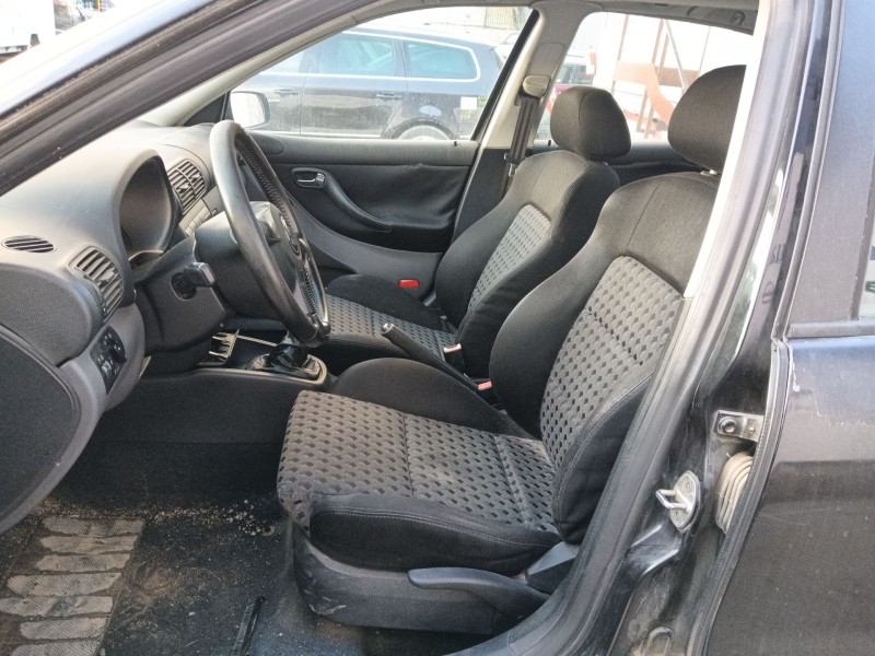 seat leon (1m1) del año 2002