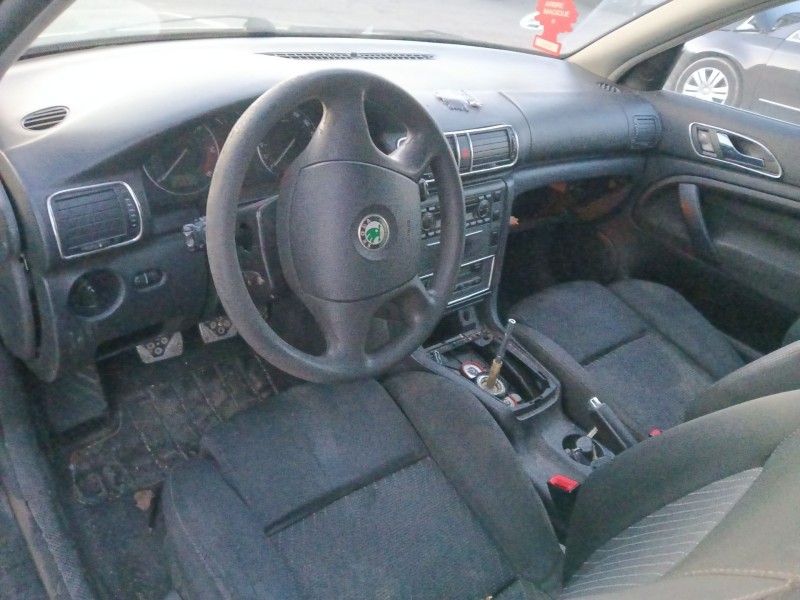 skoda superb i (3u4) del año 2008