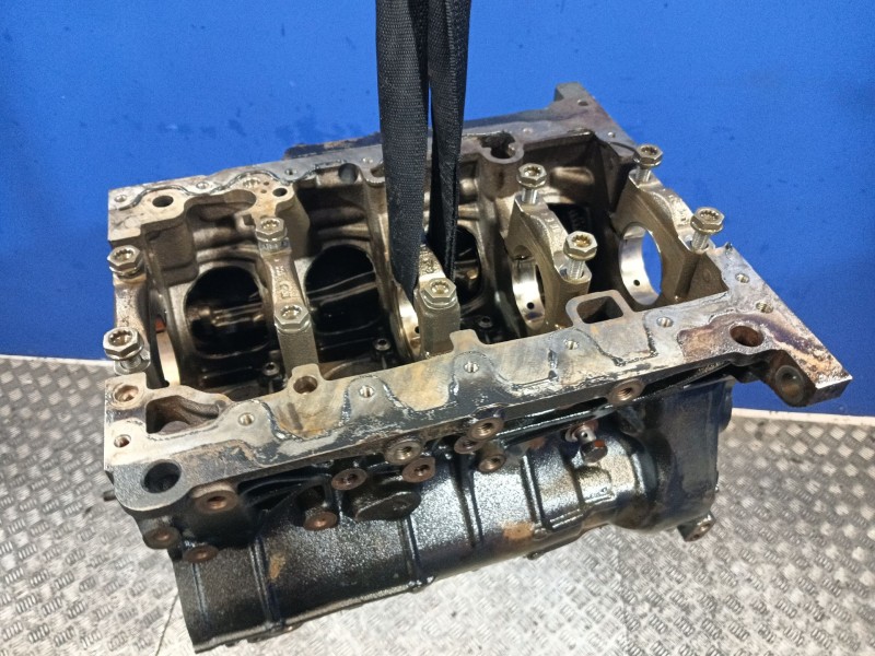 Recambio de bloque para volkswagen touran (5t1) 2.0 tdi referencia OEM IAM DFG  