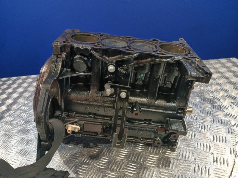 Recambio de bloque para opel meriva b monospace (s10) 1.4 (75) referencia OEM IAM A14XER 55572435 