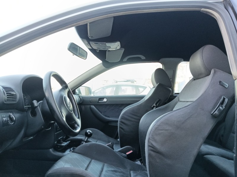 audi a3 (8l1) del año 2002