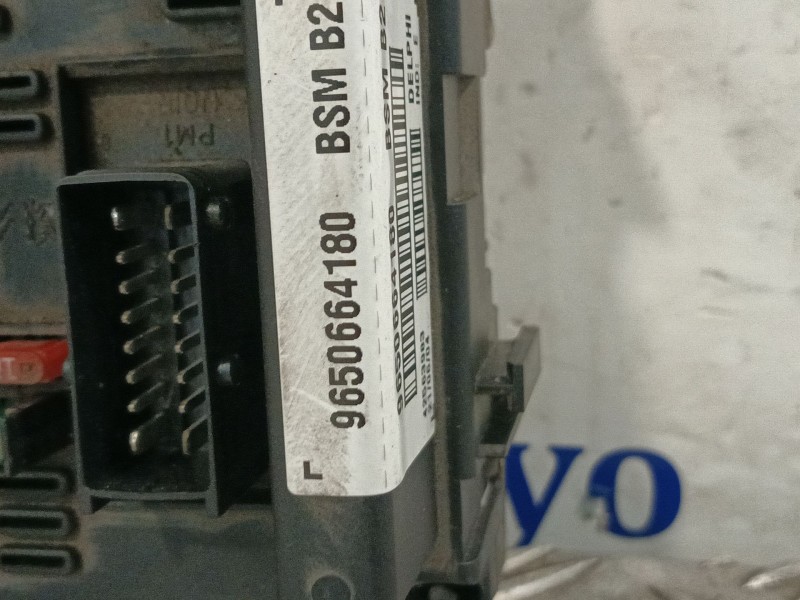 Recambio de caja reles / fusibles para peugeot 307 break (3e) 2.0 hdi 90 referencia OEM IAM 9650664180  
