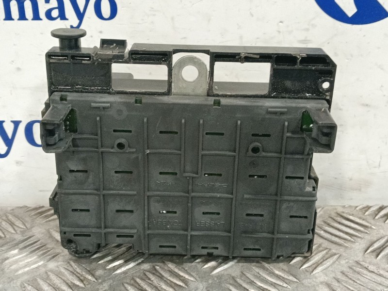 Recambio de caja reles / fusibles para peugeot 307 break (3e) 2.0 hdi 90 referencia OEM IAM 9650664180  