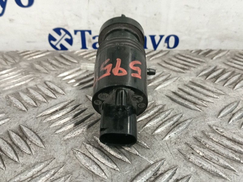 Recambio de bomba limpia para dodge caliber 2.0 referencia OEM IAM 05152075AC  