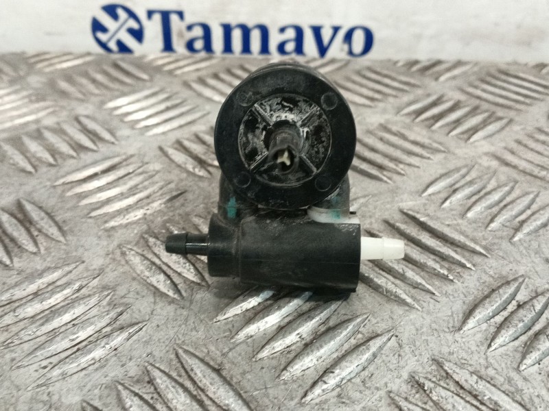 Recambio de bomba limpia para dodge caliber 2.0 referencia OEM IAM 05152075AC  