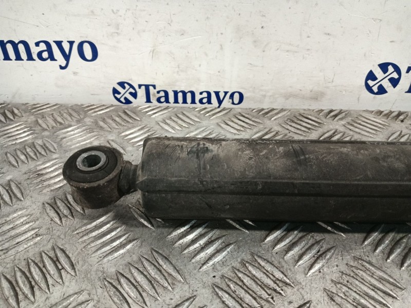 Recambio de amortiguador trasero derecho para renault master ii furgoneta (fd) 2.5 dci referencia OEM IAM   