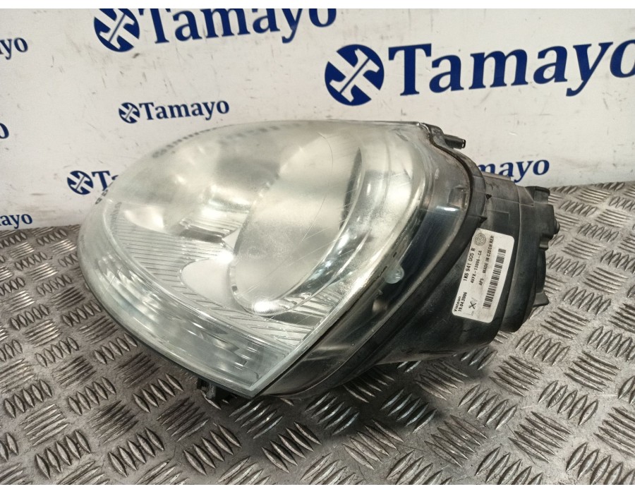 Recambio de faro izquierdo para volkswagen golf v (1k1) 2.0 tdi 16v referencia OEM IAM 1K6941005R 4VFX13A045A 4VFX13006CA