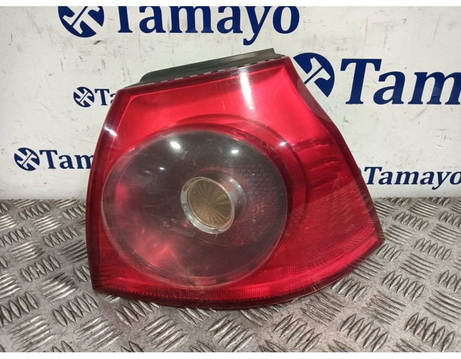 Recambio de piloto trasero derecho para volkswagen golf v (1k1) 2.0 tdi 16v referencia OEM IAM 89031830 89031838 