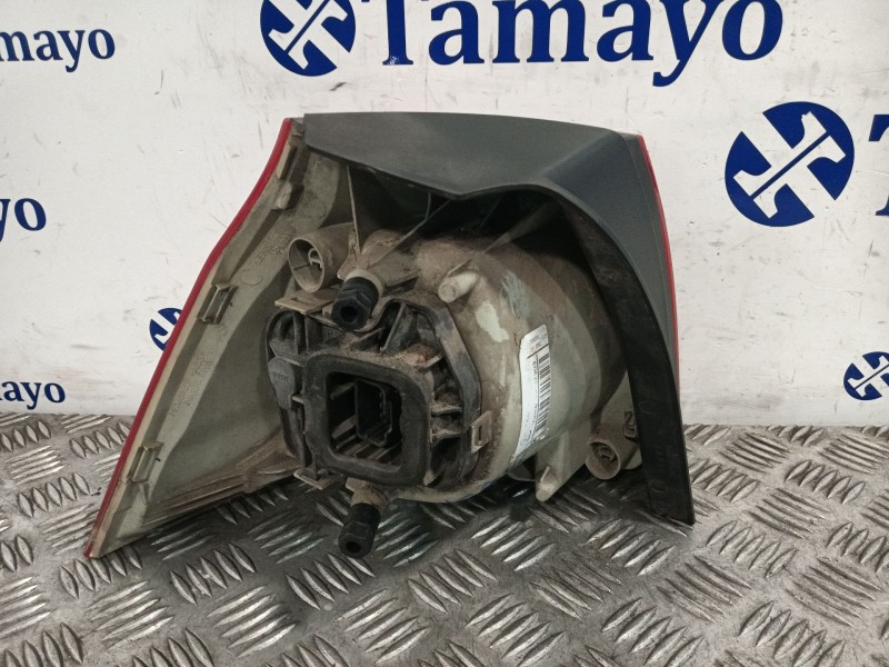 Recambio de piloto trasero derecho para volkswagen golf v (1k1) 2.0 tdi 16v referencia OEM IAM 89031830 89031838 