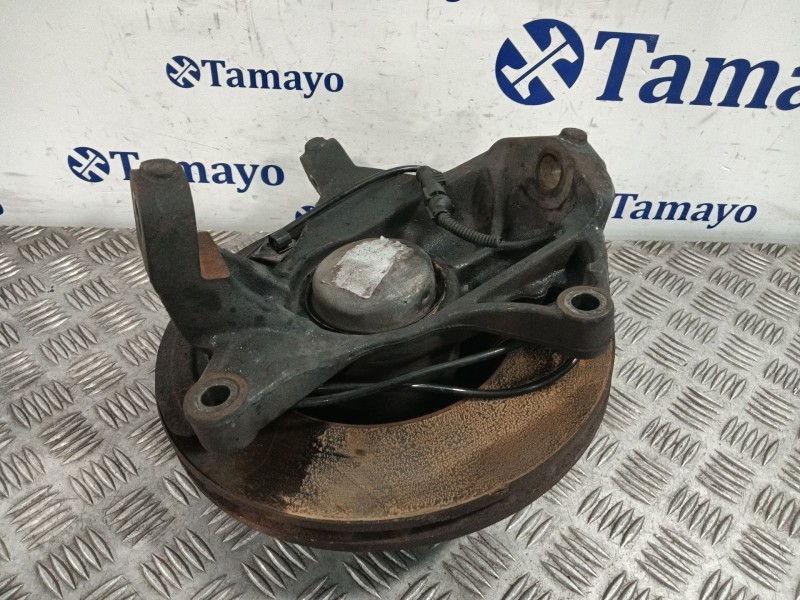 Recambio de mangueta delantera derecha para iveco daily vi furgoneta 33s15, 35s15, 35c15 referencia OEM IAM   