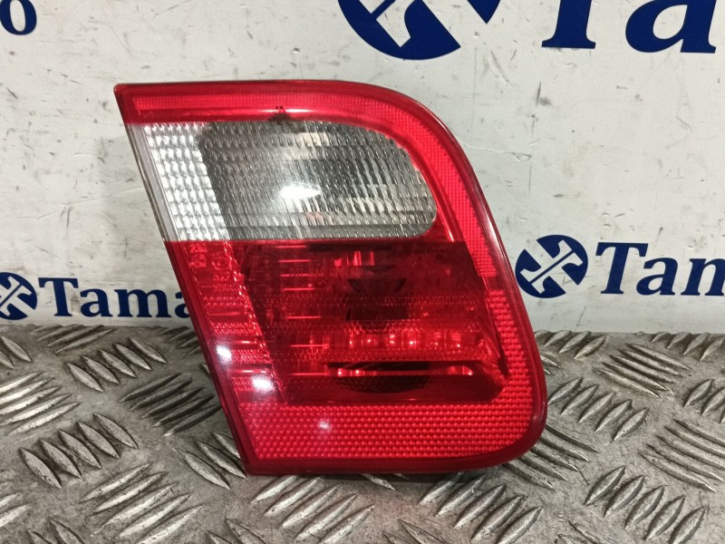 Recambio de piloto trasero izquierdo interior para bmw 3 (e46) 330 i referencia OEM IAM 8364923 230511 230521L