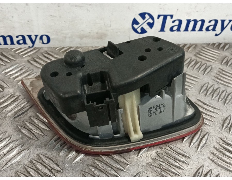 Recambio de piloto trasero izquierdo interior para bmw 3 (e46) 330 i referencia OEM IAM 8364923 230511 230521L