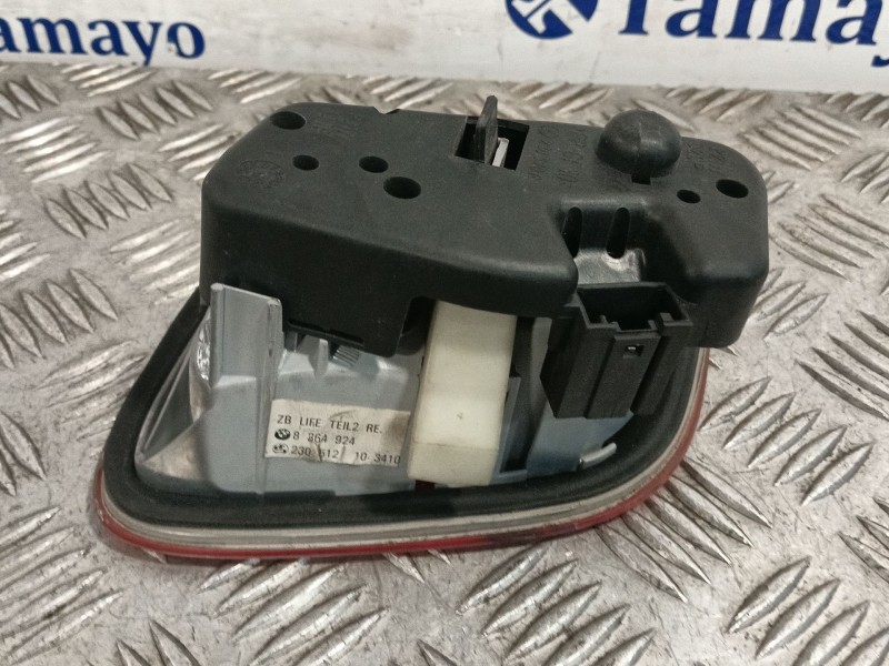 Recambio de piloto trasero derecho interior para bmw 3 (e46) 330 i referencia OEM IAM 8364924 230512 230522R