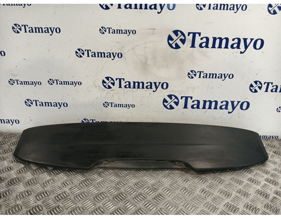 Recambio de aleron trasero para renault clio ii (bb_, cb_) 1.5 dci (b/cb08) referencia OEM IAM 7700427352  