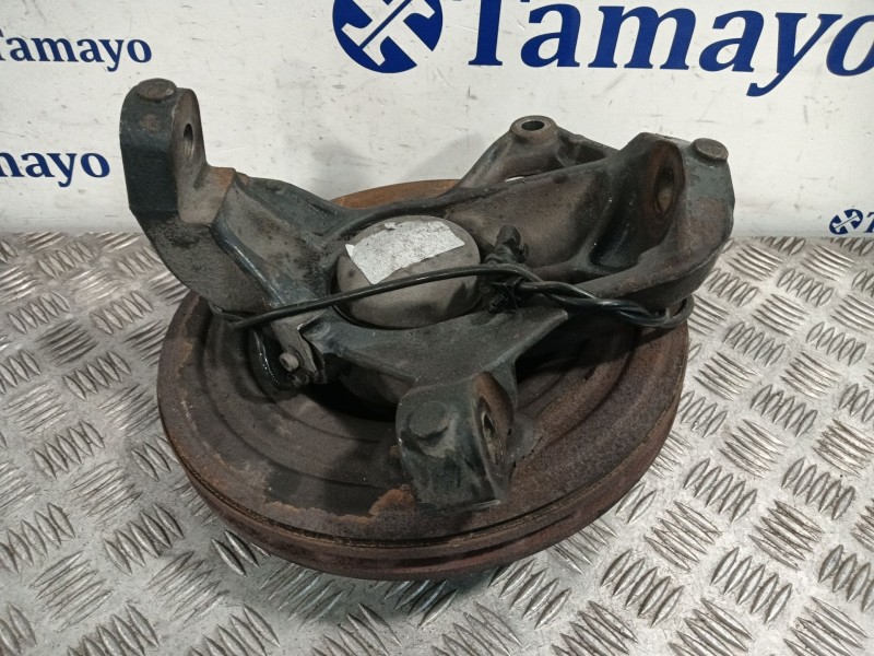 Recambio de mangueta delantera izquierda para iveco daily vi furgoneta 33s15, 35s15, 35c15 referencia OEM IAM   