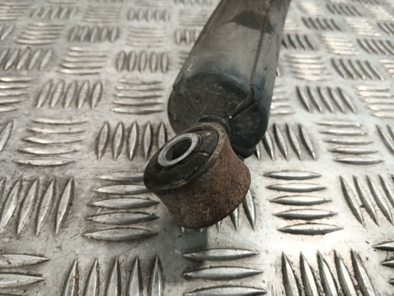 Recambio de amortiguador trasero izquierdo para renault master ii furgoneta (fd) 2.5 dci referencia OEM IAM   