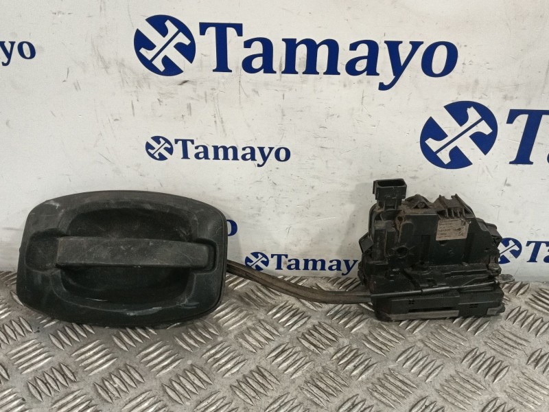 Recambio de cerradura puerta delantera derecha para peugeot boxer furgón techo elevado referencia OEM IAM 1350148080  