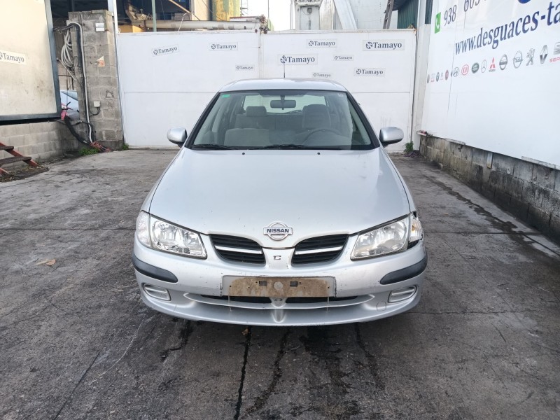 nissan almera ii hatchback (n16) del año 2000