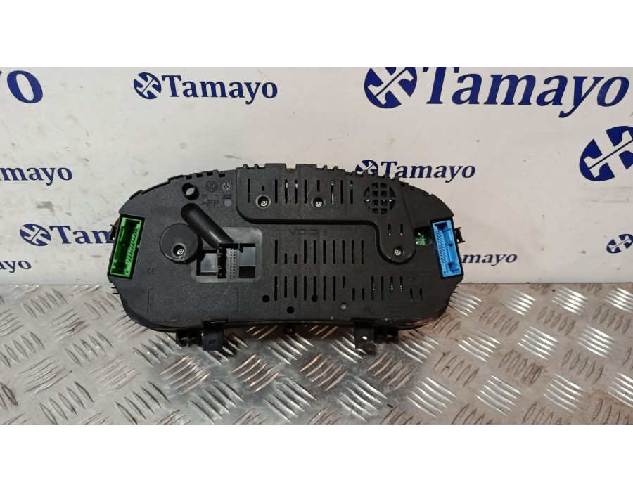 Recambio de cuadro instrumentos para volkswagen golf iv berlina (1j1) 1.9 tdi referencia OEM IAM 1J0920801E 110008957036 8831130